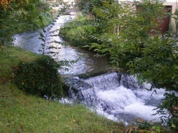 مبيت وإفطار Croissy-sur-Celle Le Moulin Aux Moines المظهر الخارجي الصورة